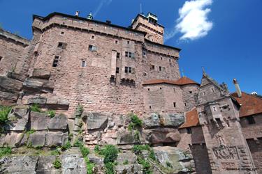 Donjon et façade Sud du château du Haut-Koenigsbourg - © Jean-Luc Stadler