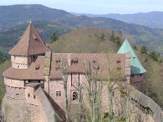 Das grosse Bollwerk der Hohkönigsburg - © château du Haut-Koenigsbourg