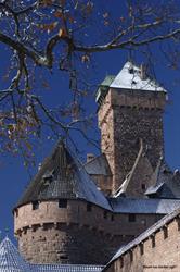 Le donjon du châteu du Haut-Koenigsbourg sous la neige - © Jean-Luc Stadler