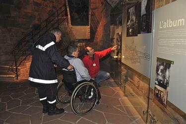 Accueil du public spécifique au château du Haut-Koenigsbourg - © Marc Dossmann