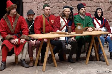 Membres de la Compagnie Saint Georges, La machine à remonter le temps au château du Haut-Koenigsbourg - © Jean-Luc Stadler