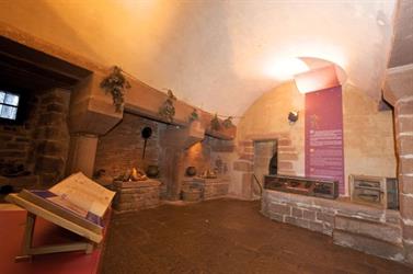 Décoration de Noël au château du Haut-Koenigsbourg
 - © Marc Dossmann