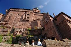 Donjon et façade Sud du château du Haut-Koenigsbourg - © Jean-Luc Stadler