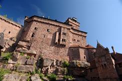 Donjon et façade Sud du château du Haut-Koenigsbourg - © Jean-Luc Stadler