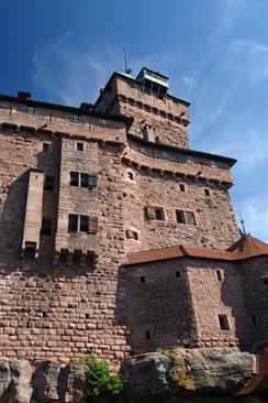 Donjon et façade Sud du château du Haut-Koenigsbourg - © Jean-Luc Stadler