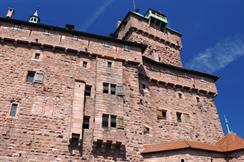 Donjon et façade Sud du château du Haut-Koenigsbourg - © Jean-Luc Stadler