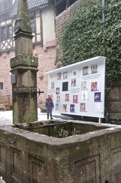 Décoration de Noël au château du Haut-Koenigsbourg
 - © Marc Dossmann