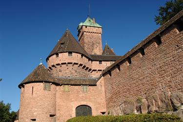 Haut-Koenigsbourg castle seen from the East - © Jean-Luc Stadler