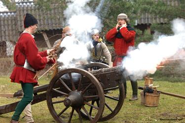 Artillery barrage at Haut Koenigsbourg castle - © Jean-Luc Stadler