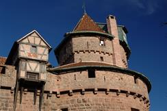 The southern tower of the grand bastion of Haut-Koenigsbourg castle seen from the West - © Jean-Luc Stadler