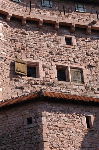 Detail der südlichen Fassade der Hohkönigsburg - Jean-Luc Stadler - Hohkönigsburg, Elsass, Frankreich