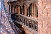 Restauration of the wooden galeries from the palace in the innner courtyard - © CD 67 - Hohkönigsburg, Elsass, Frankreich